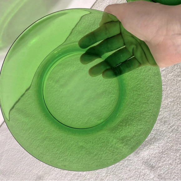 Vintage Duralex France Emerald Green Glass Dinner Plates X2 - Picture 9 of 12